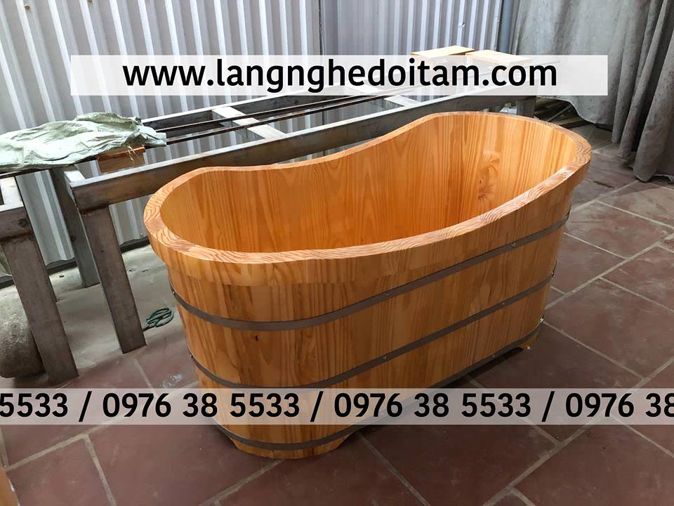 bồn tắm gỗ thông bo viền